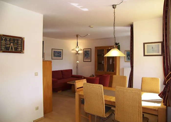 Haus Roland - 28 *